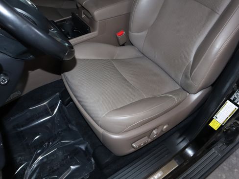 Used 2021 Lexus GX 460 Luxury w/ Sport Design Package image 33