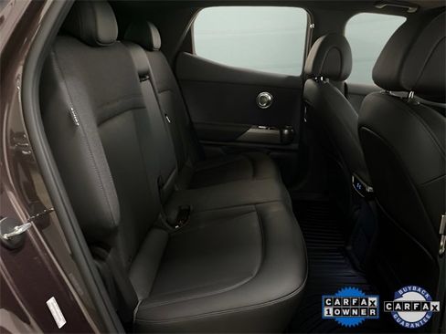 Used 2024 Genesis GV60 RWD image 18