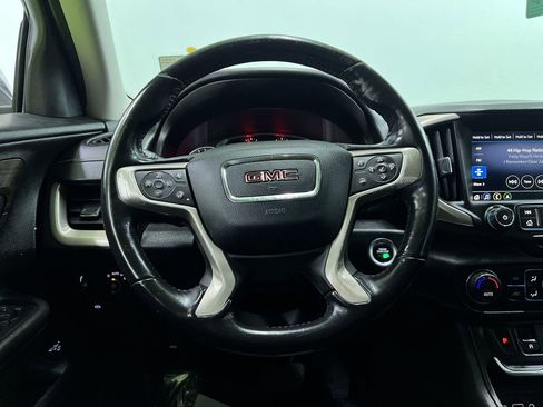 Used 2019 GMC Terrain Denali w/ Advanced Safety Package AWD/4WD image 18