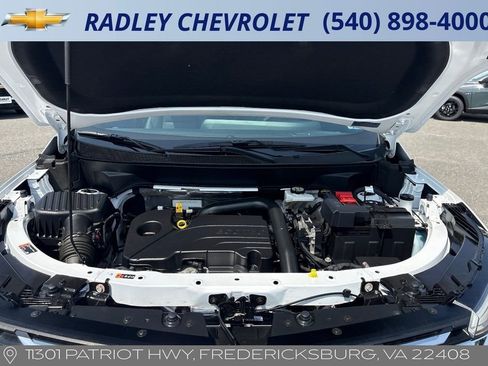 Certified 2025 Chevrolet Equinox LT w/ Convenience Package II AWD/4WD image 15