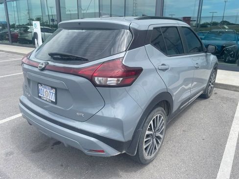 Used 2023 Nissan Kicks SR w/ SR Premium Package FWD image 5