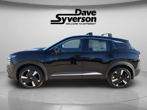 New 2026 Nissan Kicks SR w/ SR Premium Package image 2