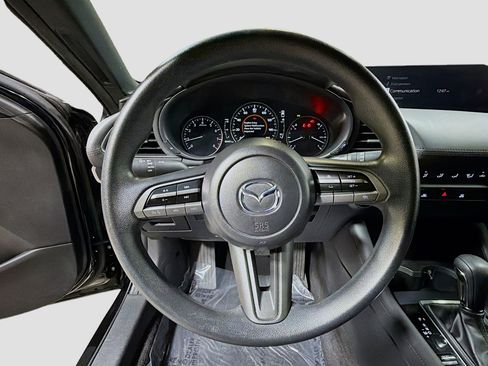 Used 2021 MAZDA MAZDA3 s image 34