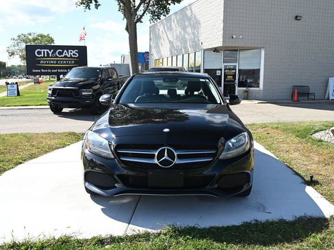 Used 2017 Mercedes-Benz C 300 4MATIC Sedan image 2