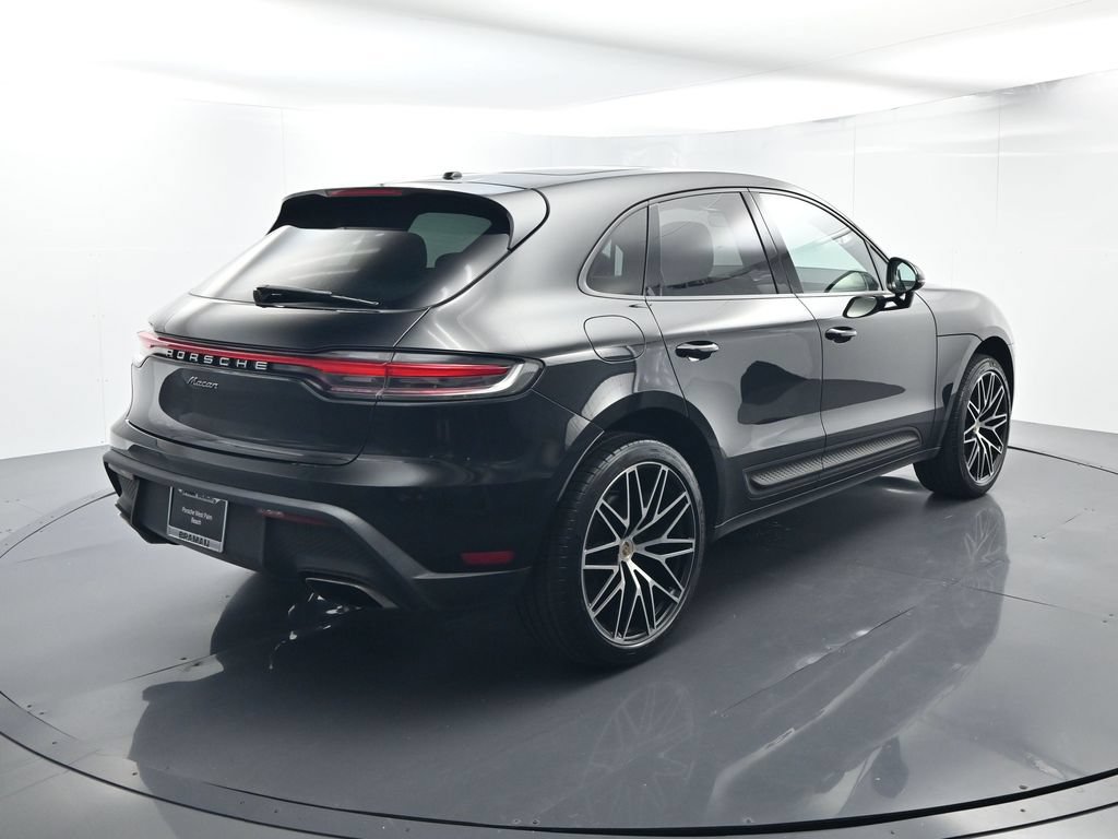 Used 2023 Porsche Macan AWD/4WD image 14