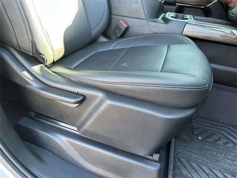 Used 2021 Chevrolet Silverado 1500 LT Trail Boss w/ Convenience Package II image 24