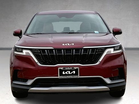 Certified 2024 Kia Carnival LX image 6