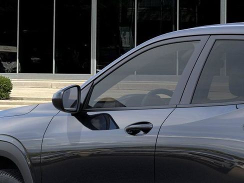 New 2026 Chevrolet Trax LS w/ LS Convenience Package FWD image 12