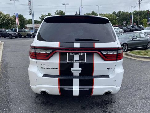 Used 2024 Dodge Durango R/T RWD image 6