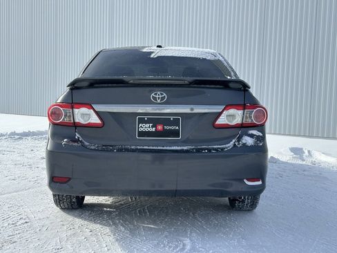 Used 2013 Toyota Corolla LE w/ Premium Pkg image 4
