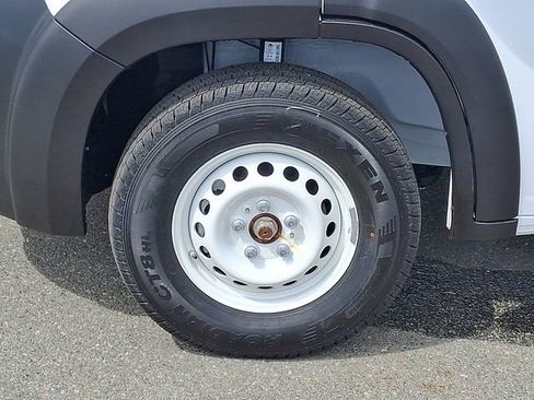 Used 2024 RAM ProMaster 2500 w/ Safety Group FWD image 29