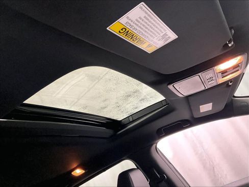 Used 2025 Honda Odyssey Sport-L image 23