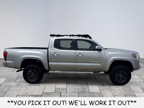 Used 2023 Toyota Tacoma SR5 w/ Technology Package AWD/4WD image 8