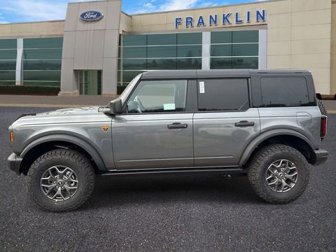 New 2025 Ford Bronco Badlands AWD/4WD image 4