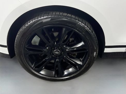 Used 2023 Land Rover Range Rover Velar HST AWD/4WD image 32