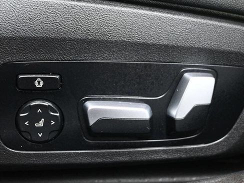 Used 2020 BMW 330i Sedan w/ Convenience Package image 14