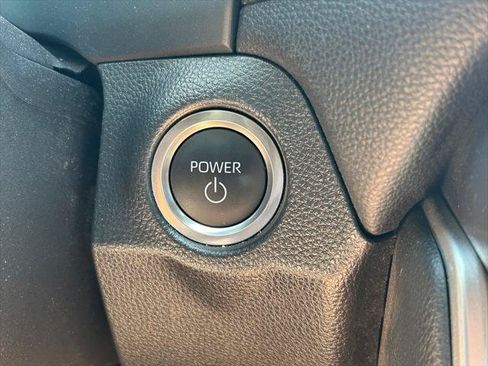 Certified 2025 Toyota RAV4 XSE AWD/4WD image 29