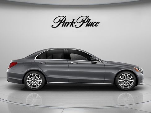 Used 2018 Mercedes-Benz C 300 4MATIC Sedan image 27