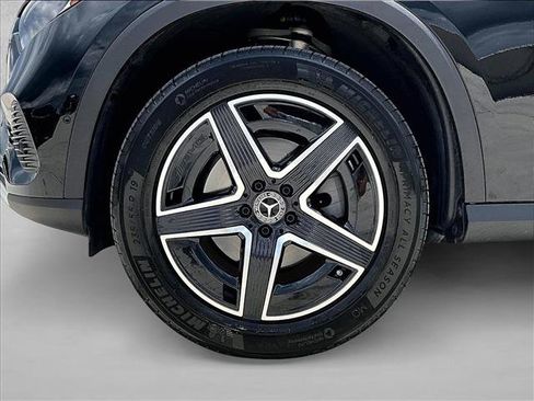 Certified 2026 Mercedes-Benz GLC 300 image 10
