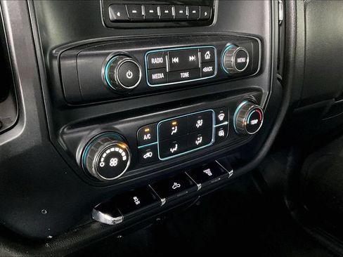 Used 2015 Chevrolet Silverado 3500 W/T AWD/4WD image 11