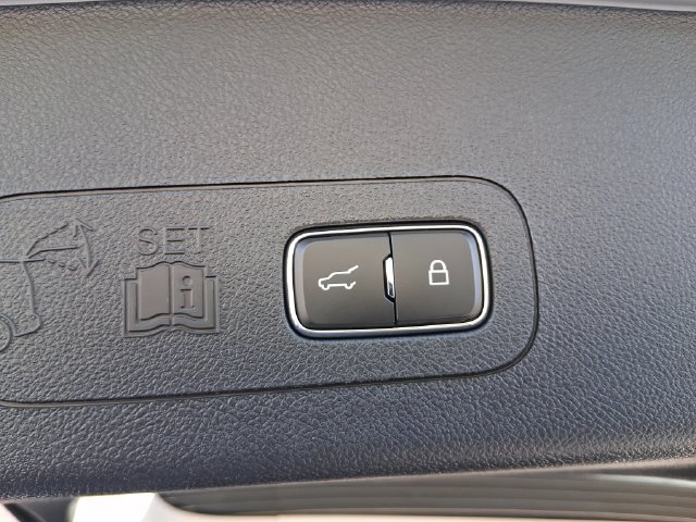 New 2027 Lincoln Aviator AWD image 9