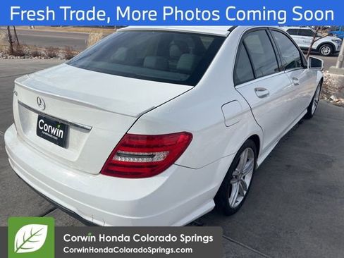 Used 2014 Mercedes-Benz C 250 Sedan image 3