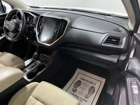 Used 2024 Subaru Ascent Premium w/ Convenience Package image 7