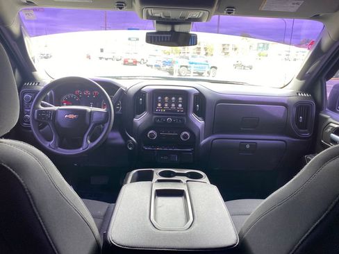 Used 2022 Chevrolet Silverado 1500 Custom AWD/4WD image 12