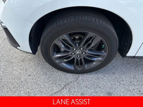 Used 2020 Acura RDX A-Spec image 11