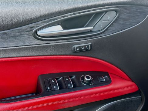Used 2020 Alfa Romeo Stelvio image 24