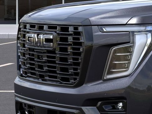 New 2026 GMC Yukon Denali Ultimate AWD/4WD image 13