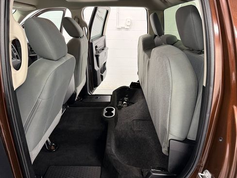 Used 2015 RAM 1500 ST w/ SXT Appearance Group image 13