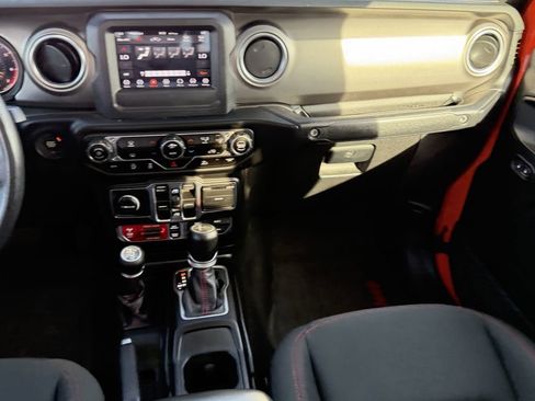 Used 2020 Jeep Gladiator Rubicon w/ LED Lighting Group AWD/4WD image 15
