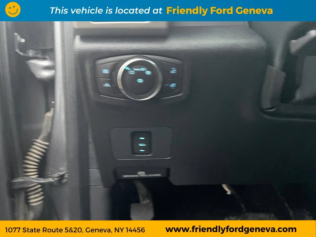 Used 2022 Ford F250 Lariat w/ Black Appearance Package AWD/4WD image 12