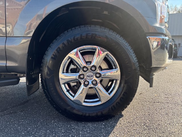 Used 2018 Ford F150 XLT w/ Equipment Group 302A Luxury AWD/4WD image 9
