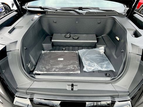 New 2026 GMC Sierra EV Elevation image 22