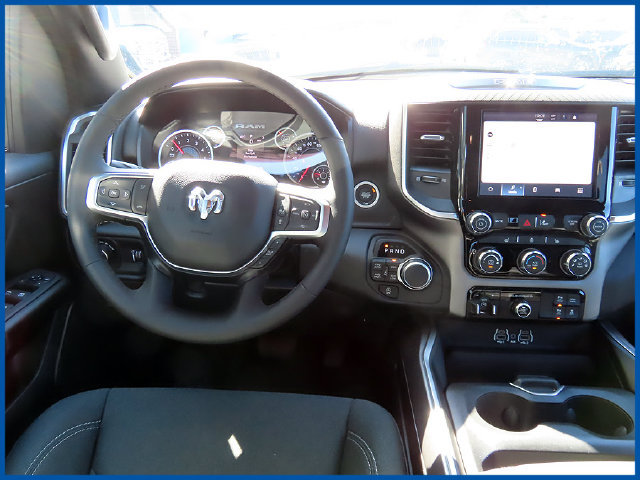 Used 2025 RAM 1500 Big Horn AWD/4WD image 11