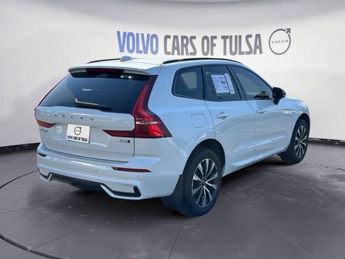 New 2025 Volvo XC60 B5 Core w/ Climate Package image 5