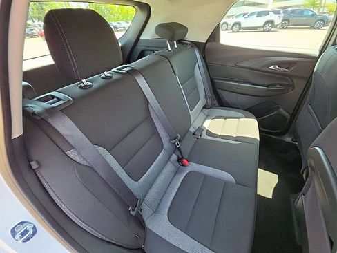 Used 2023 Chevrolet TrailBlazer LS FWD image 26