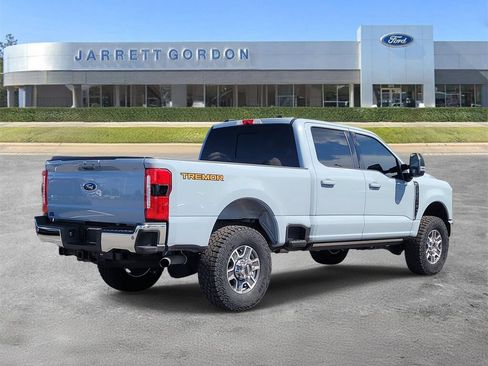 Certified 2024 Ford F250 Lariat w/ Tremor Off-Road Package AWD/4WD image 4