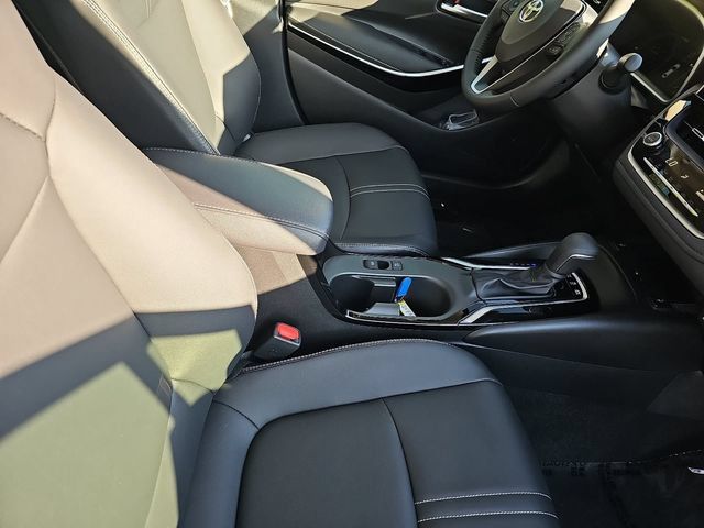 Used 2026 Toyota Corolla XLE FWD image 12