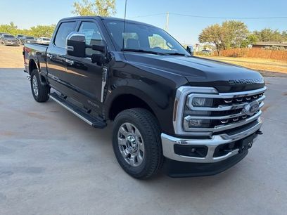 New 2025 Ford F250 Lariat w/ Chrome Package
