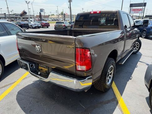 Used 2018 RAM 1500 Classic SLT RWD image 37