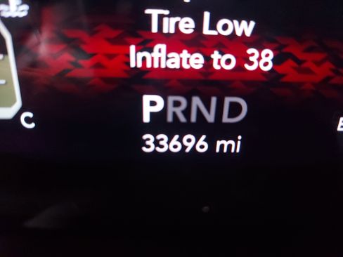 Used 2021 Jeep Wrangler Unlimited Sahara image 7