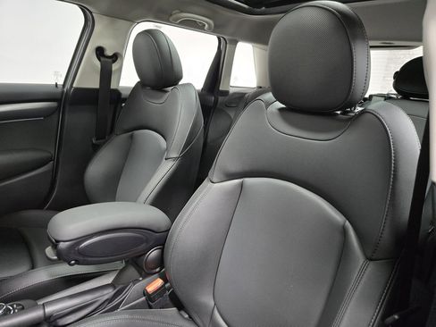 Used 2023 MINI Cooper S image 12