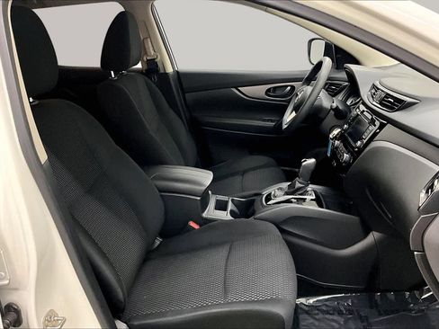 Used 2022 Nissan Rogue Sport S AWD/4WD image 9