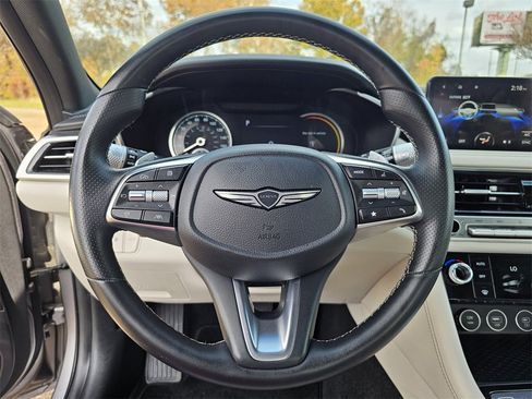 Used 2024 Genesis G70 2.5T image 24