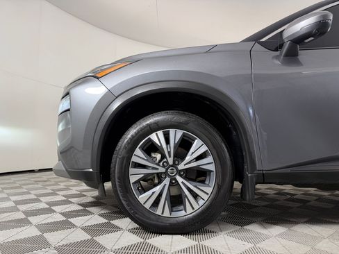 Used 2021 Nissan Rogue SV AWD/4WD image 12
