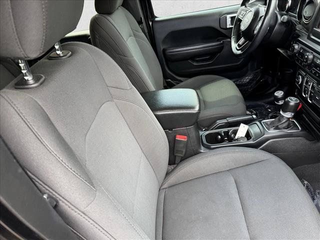 Used 2020 Jeep Wrangler Unlimited Sport S AWD/4WD image 19