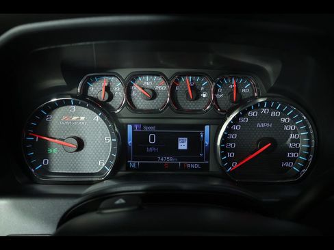 Used 2018 Chevrolet Silverado 1500 LT w/ Texas Edition AWD/4WD image 18